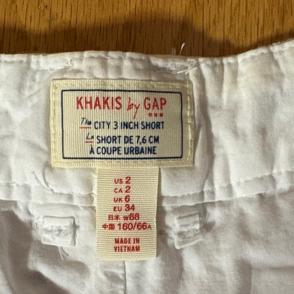 GAP White High Waist Eyelet Shorts - Picture 2 of 2